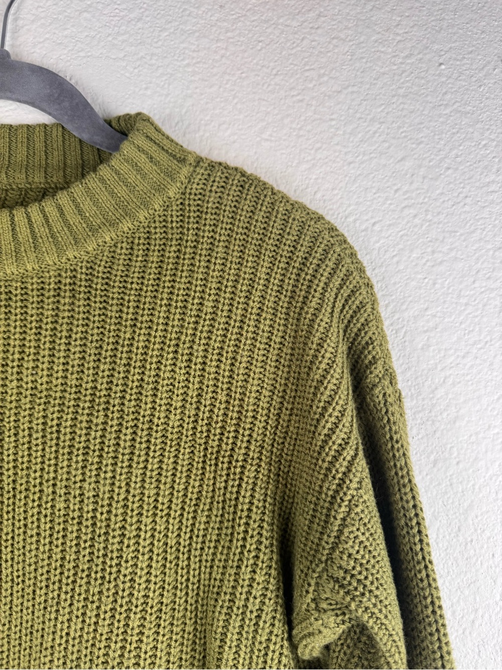 Wild Fable XS Olive Green Cropped Ribbed Knit Sweater Y2K Long Sleeve Pullover - Picture 4 of 8